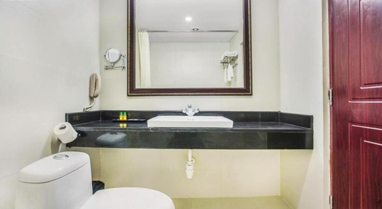Genx Kr Inn Manyata Bangalore Luaran gambar